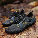 Outdoor hiking shoes