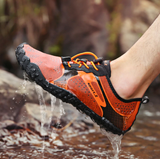 Outdoor hiking shoes