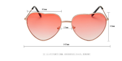 LeonLion 2019 Vintage Heart Sunglasses Women